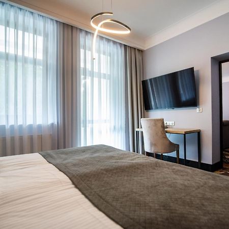 Hotel Anders Старе-Яблонкі Екстер'єр фото