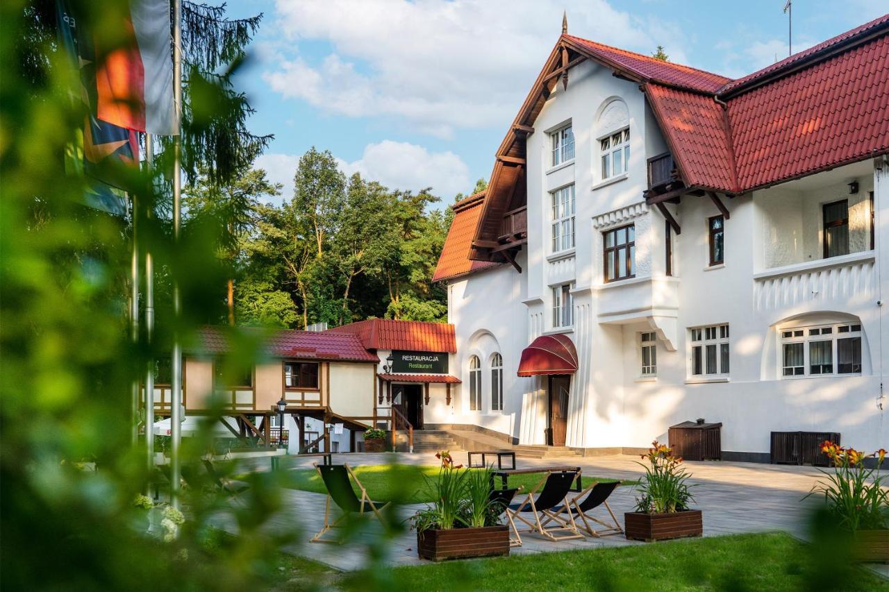 Hotel Anders Старе-Яблонкі Екстер'єр фото